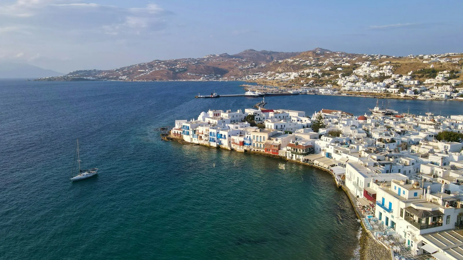 Mykonos et Délos : fête, moulins et Antiquité